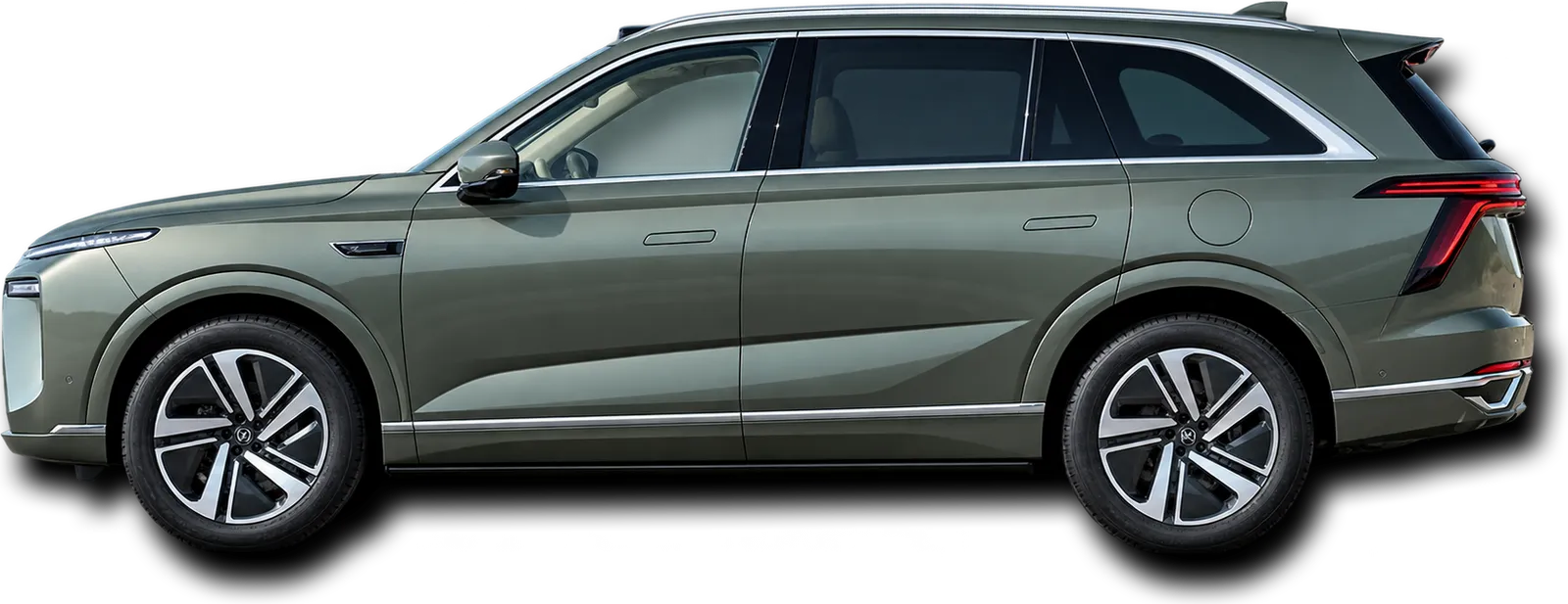 SUV vert sauge vu de profil